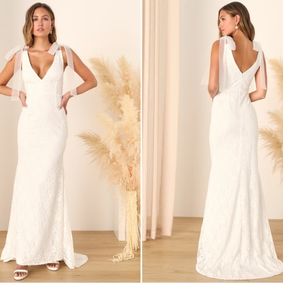 LULU's Elegant Sexy Wedding Bridal Shower Engagement Floral Lace Flowy Gown - Picture 5 of 5